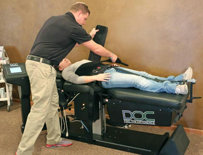 DECOMPRESSION THERAPY FOR NECK/BACK PAIN and PINCHED SPINAL NERVE TREATMENT IN SINGAPORE